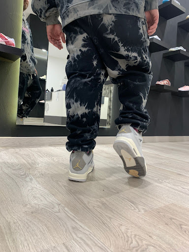 LIFESNEAKERS - Thumbnail