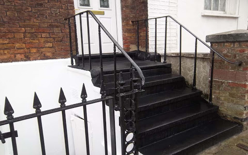 M.B Decorating - Visual