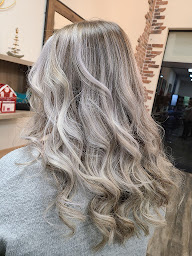 Photo n°16 de Art & création coiffeur à Marange-Silvange (Salon de coiffure)