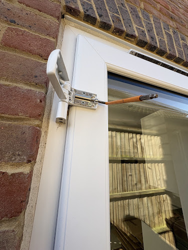 S N Security & Locksmiths Phone number