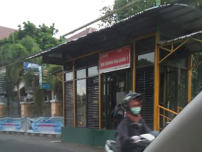 bus-station