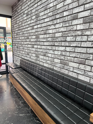 Dreambarbier - Visual