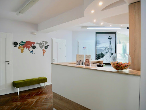 School of English Agnieszka Kostrzewa-Nowak