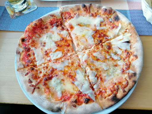 Trattoria Pizzeria Lucano - Thumbnail