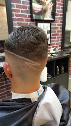 Photo n°23 de Amin's coiffure à Vauvert (Salon de coiffure)