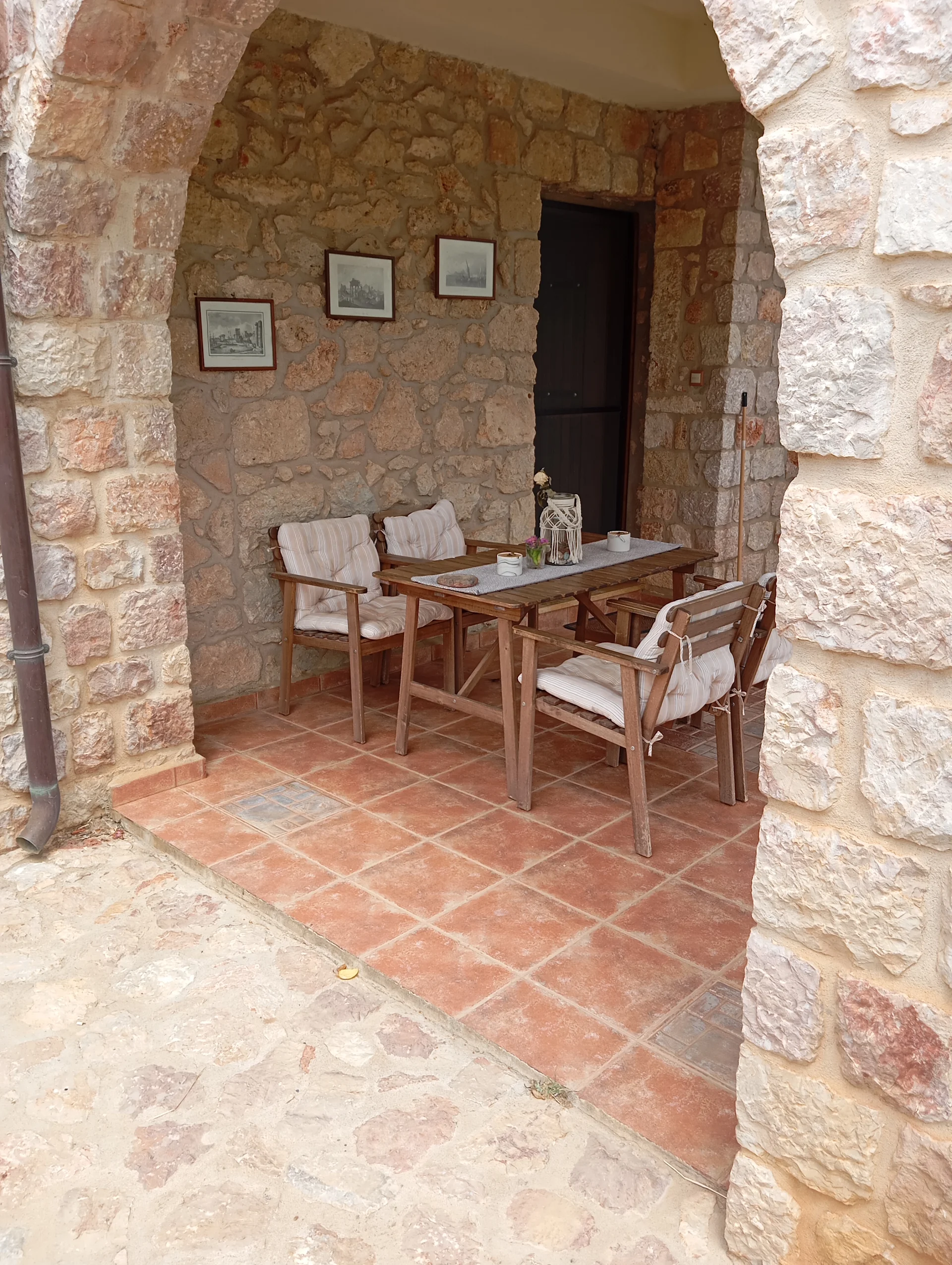 Niko's Stone Guest House in Monemvasia - Το Πέτρινο Σπίτι Του Νίκου στην Μονεμβασιά