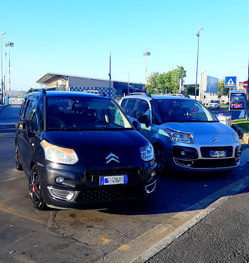 Italy Car - Visual