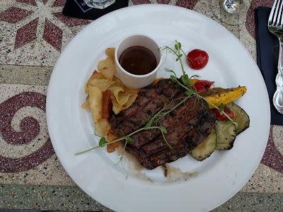 Photos of Restaurant & Caf&eacute; Gouverneur De Rouville