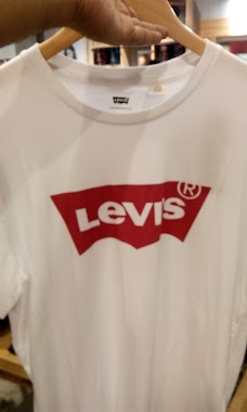 Levis islamabad Jinnah Avenue