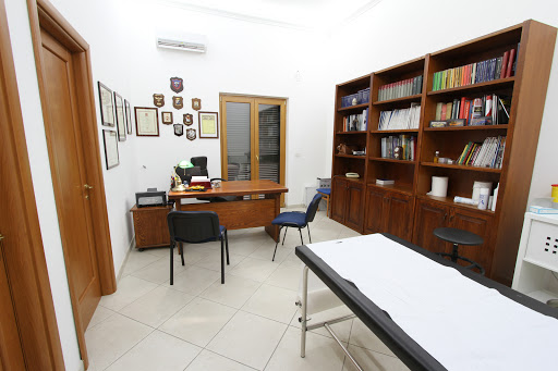 Dott. Francesco Cortellessa - MEDICINA ESTETICA OZONOTERAPEUTA