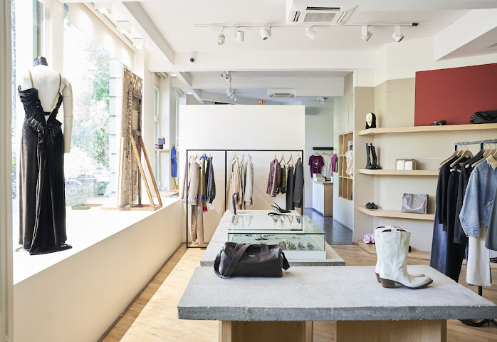 The Broken Arm by null