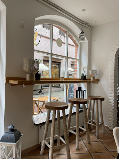 Café & Bistro Shirin - Thumbnail