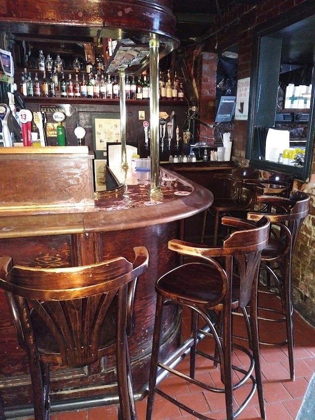 Hurley's Irish Pub