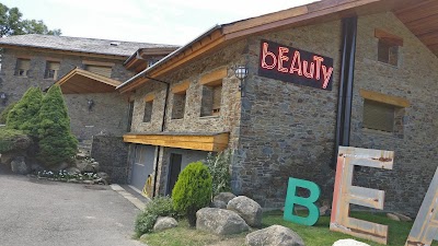 Photos of bEAuTy Llivia