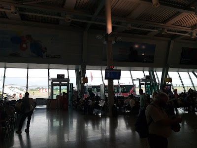 ALBANIA INTERNATIONAL - Airport