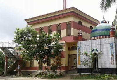 Photos of Dilalpur Central Masjid