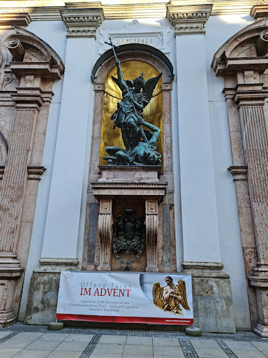 St. Michael München - Visual