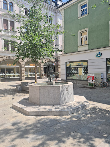 Viereimerbrunnen - Thumbnail