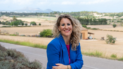 Aina Ruiz de Azúa – Consultora Empresarial (The Studio Business)