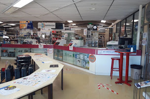 Photo n°1 de Rexel Calais à Calais (Magasin de matériel de plomberie)