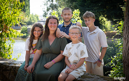 Retour sur une séance photo famille en extérieur ☀🌿



Vous aussi, réservez votre séance photo !

Sur rendez-vous au 7 rue du Neufbourg 50000 Saint-Lô.



#famille #souvenirs #liensfamiliaux #photographiedefamille #photosouvenir #photoexterieur #portraitdefamile #intantsmagiques #studioguezou #photographefamille