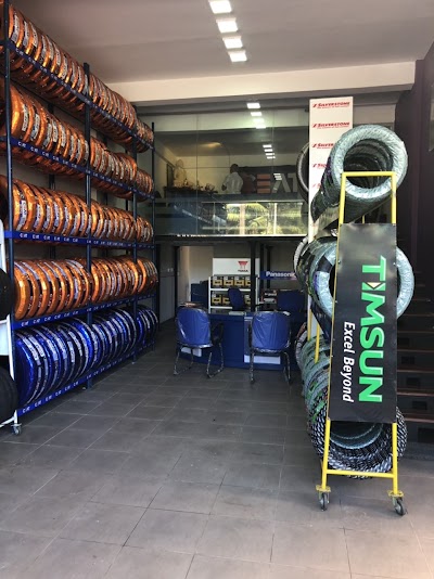 Photos of Nalaka Tyre Agencies