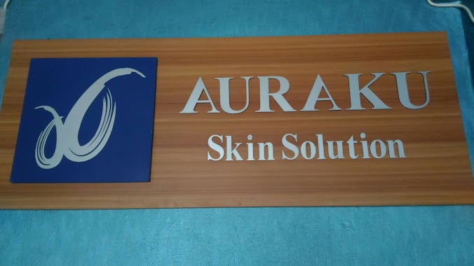 Auraku Skin Solution, Author: Metty Darmayani