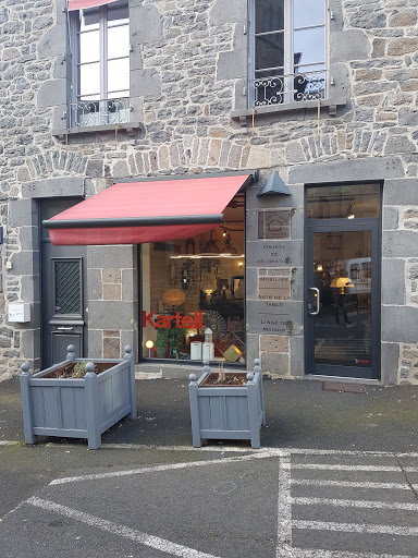 D'une pièce à l'autre - derrière l'église Logo