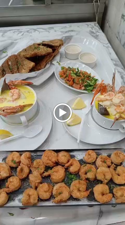 مطعم مركب الأسطورة للمأكولات البحرية والمصرية - صورة 3