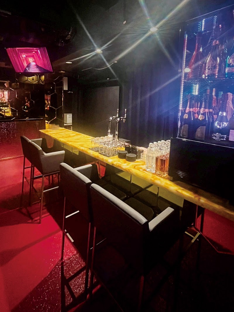 堺東 LOUNGE Luminous