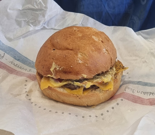 Photo 3 - Fabulous Burger