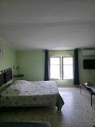 Photo n°14 de Le Clos Mazerolles Chambres et Tables d'Hôtes à Cruzy (Chambre d'hôtes)