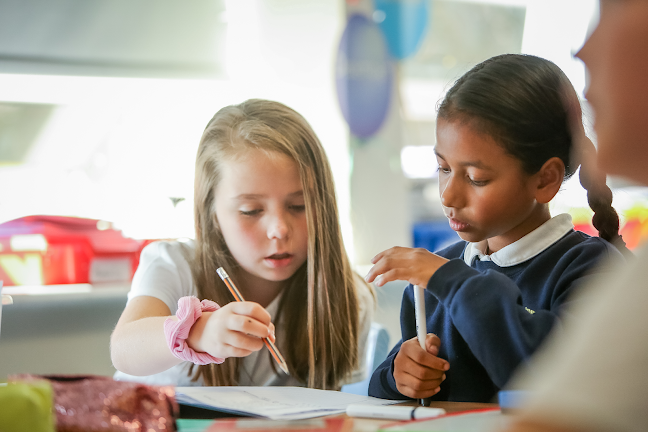 Bayards Hill Primary School