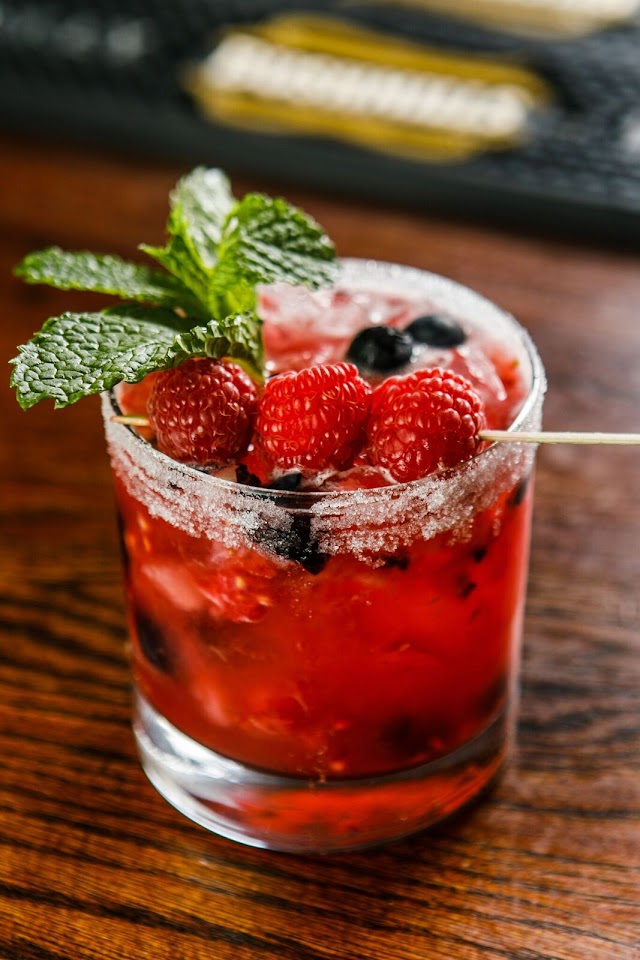 Vella Wine Bar & Kitchen