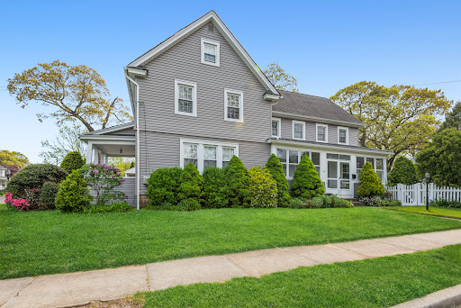 The Lorraine Weber Team at Coldwell Banker American Homes Gallery - United States