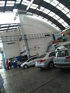 Iza Motors Naranjal (auto repair shop) 2