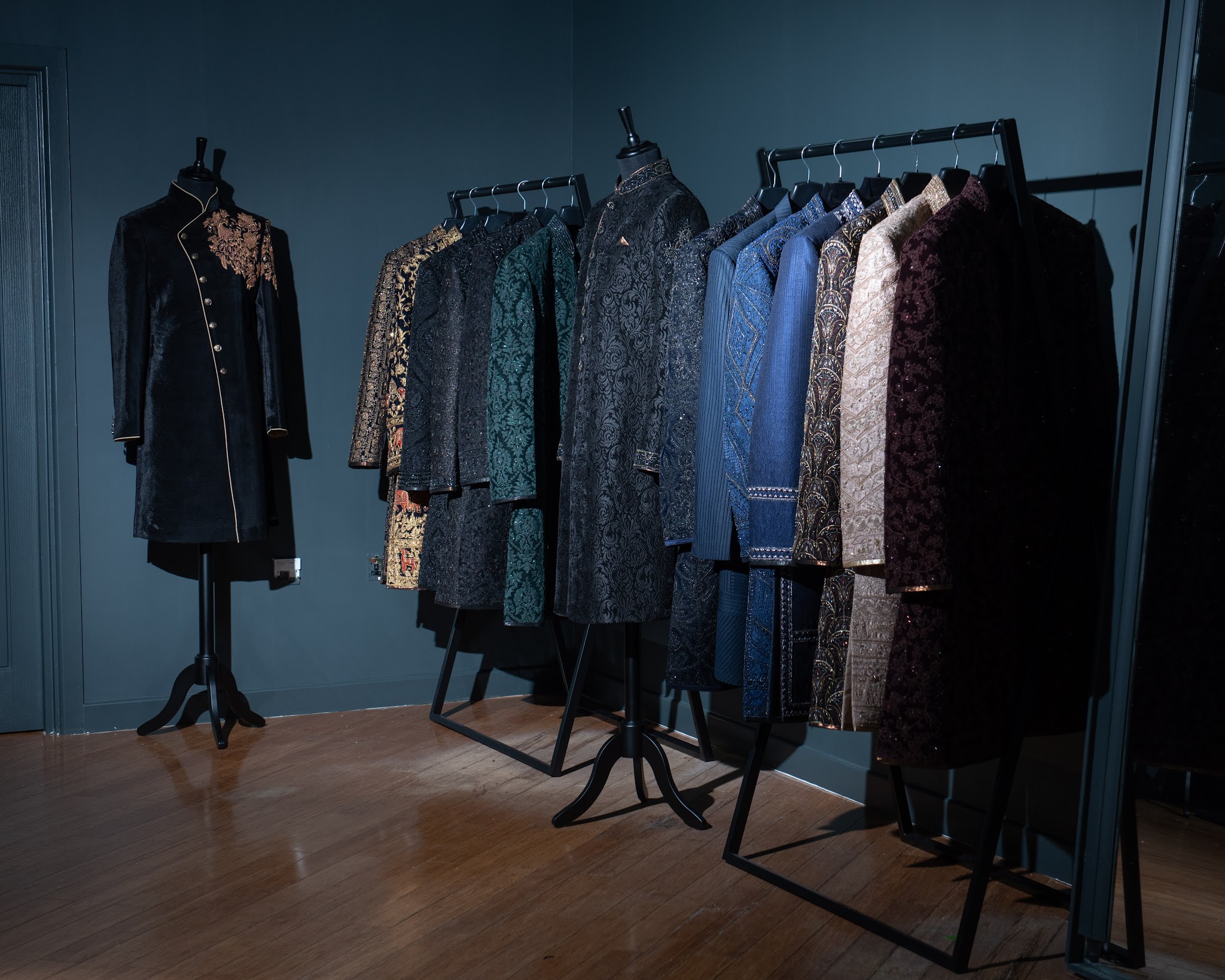 Sherwani Studio - Groom's Fashion - photo 1