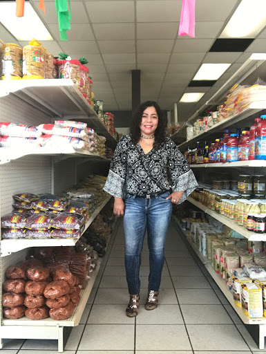 Loa Carniceria Gallery - United States
