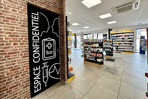 Photo n°5 de Pharmacie du Grand Pont à Rive-de-Gier (Magasin de fauteuils roulants)