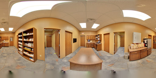 Michigan Road Animal Hospital at 96th Street - Thumbnail