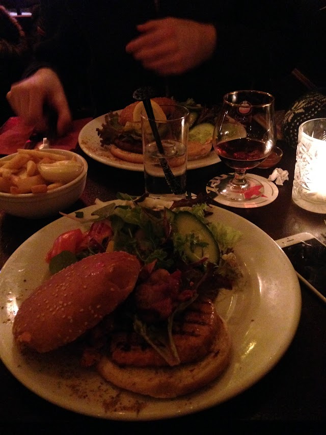 Stoop & Stoop eetcafé