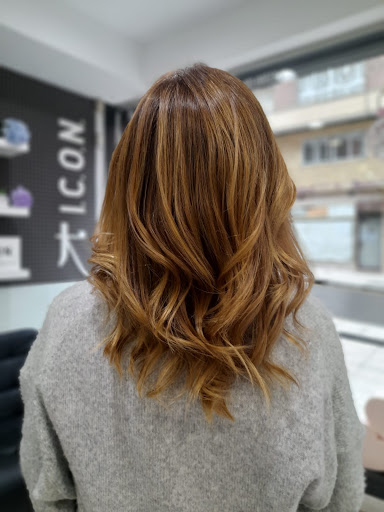 MONTSE LÓPEZ ESTILISTAS - PELUQUERÍA Gallery - Spain