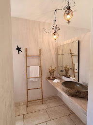 Photo n°3 de L'aube safran à Le Barroux (Hébergement d'intérieur)