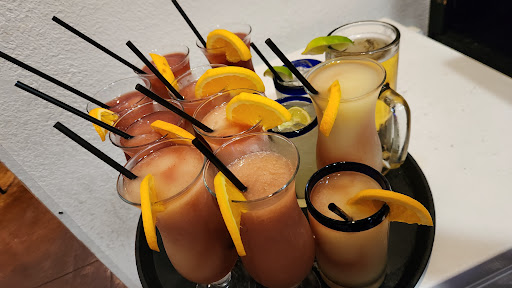 Los Jimadores Tex-Mex Tequila Factory - Thumbnail