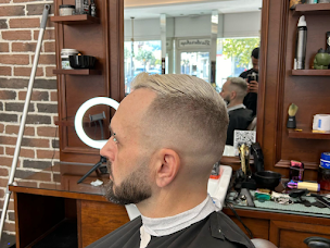 Photo n°14 de LUI COIFFEUR HOMME BARBIER SAINTE MAXIME à Sainte-Maxime (Barbier)