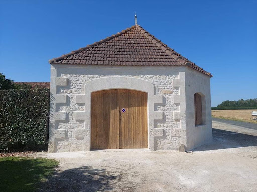 Photo de ID TRAVAUX à Corme-Royal (17600)