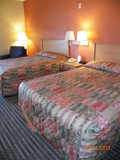 Photos of HomeTown Inn Ringgold