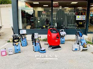 Photo n°21 de DPS 83 Distribution Protection Services 83 à La Londe-les-Maures (Magasin de vêtements professionnels)