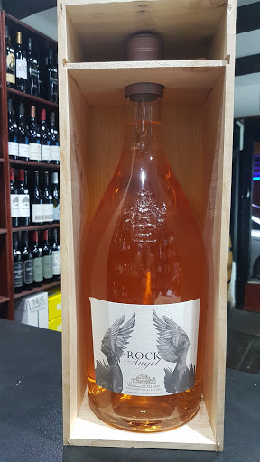 Wapping Wines - Visual