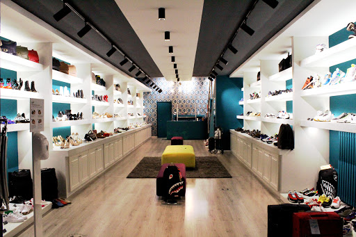 Spazio Outlet - Visual
